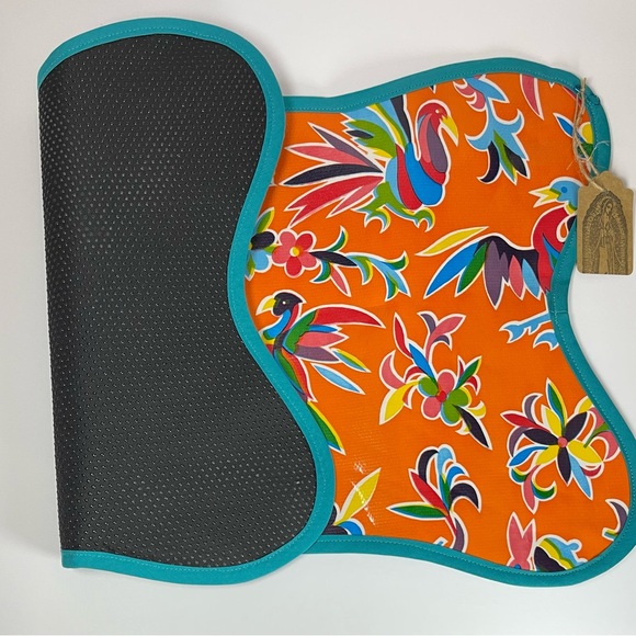 Handmade Mexican oilcloth pet dog cat food mat placemats - Picture 3 of 11